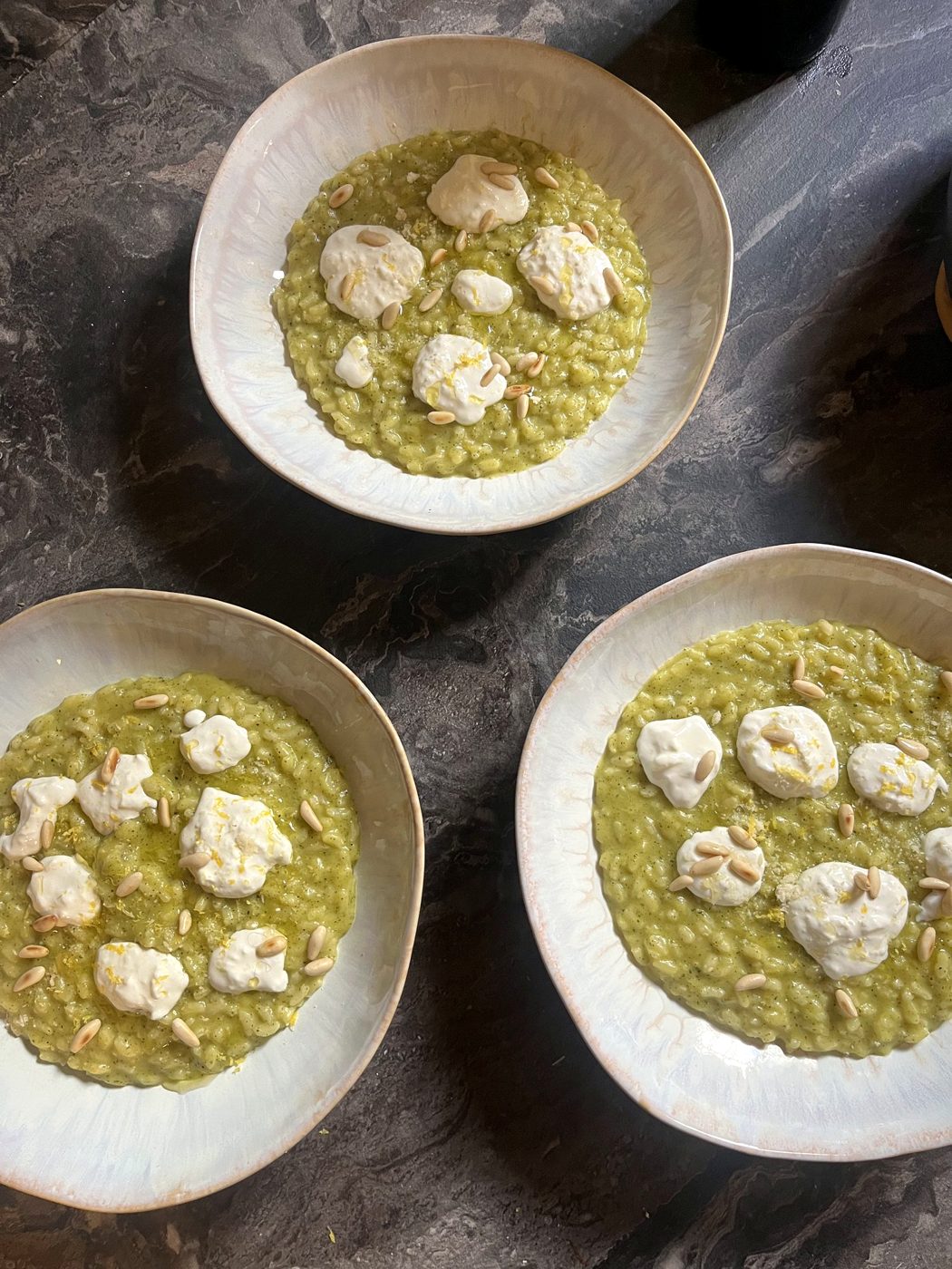 Pea risotto with ricotta