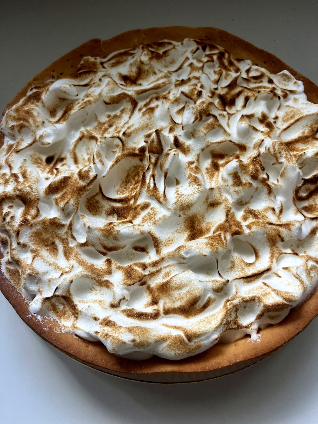 Toasted meringue tart